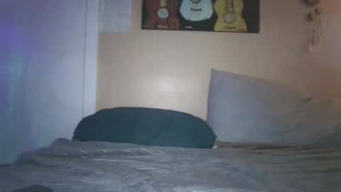 Leah online show from 10/07/25, 04:31