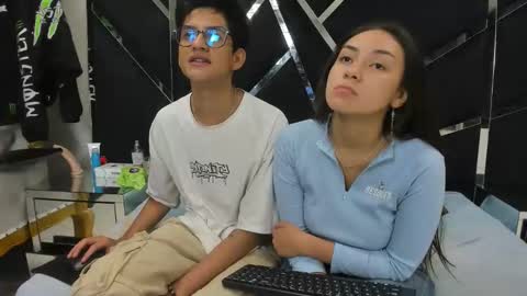 NoaandArez online show from 02/15/26, 07:27