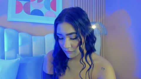 Snapshot of noa_moon chatting on 06/12/26, 02:54 Noa online show from 06/12/26, 02:54