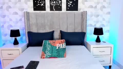 Snapshot of noa_morena chatting on 01/18/26, 12:20 NATHALIA MORENO online show from 01/18/26, 12:20