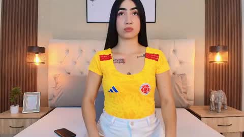 Snapshot of noa_morena chatting on 07/03/26, 12:22 NATHALIA MORENO online show from 07/03/26, 12:22