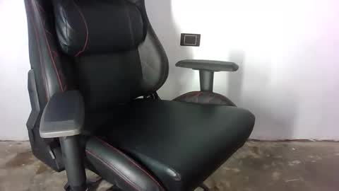 noah100205 online show from 04/04/26, 05:32