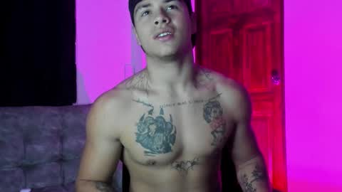 noah_223 online show from 12/20/25, 04:19