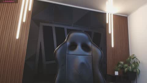 Snapshot of noah_clarkk chatting on 01/15/26, 02:10 Noah online show from 01/15/26, 02:10