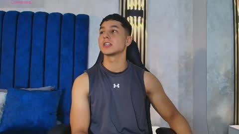 Snapshot of noah_clarkk chatting on 05/28/26, 05:54 Noah online show from 05/28/26, 05:54