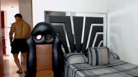 Noah Harris01 online show from 10/22/25, 05:24