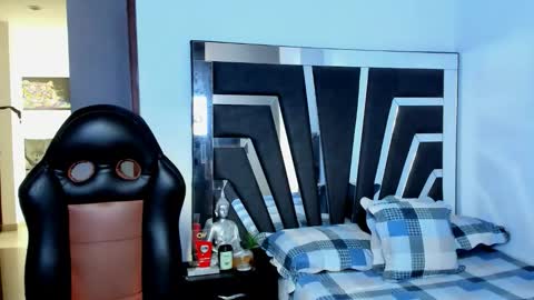 Noah Harris01 online show from 02/02/26, 12:26