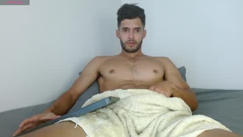 Snapshot of noah_jhonsonn chatting on 12/05/24, 02:22 Noah online show from 12/05/24, 02:22