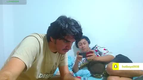 noah_meyer_ online show from 10/22/25, 07:57