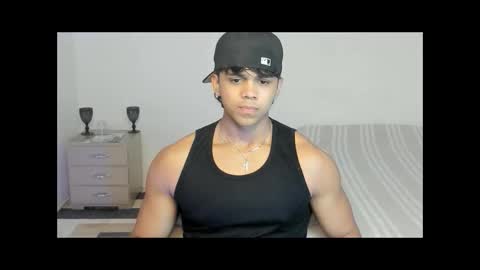 Snapshot of noah_prada14 chatting on 05/21/26, 04:08 luis navas online show from 05/21/26, 04:08