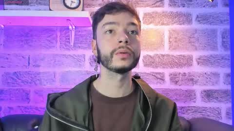    online show from 12/14/25, 12:21