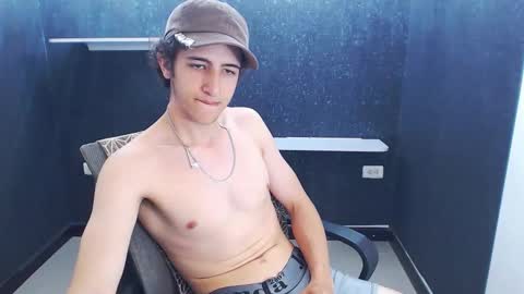 noah_sokolov online show from 12/13/25, 07:53