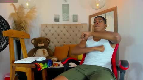 N O AH - S T H O  N E online show from 01/17/26, 03:11