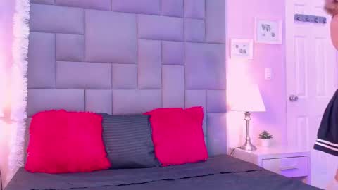 Noah   online show from 12/21/25, 11:50