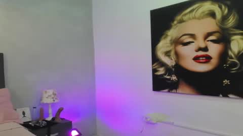 Snapshot of noahfox_12 chatting on 02/19/25, 03:27 Noah fox online show from 02/19/25, 03:27