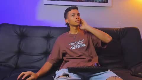 noahh_sky online show from 04/28/26, 03:33