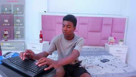 Snapshot of noahjhonson69 chatting on 11/26/25, 07:04 noah online show from 11/26/25, 07:04