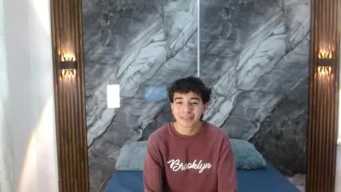 Snapshot of noahwalker__ chatting on 04/14/26, 04:24 online show from 04/14/26, 04:24