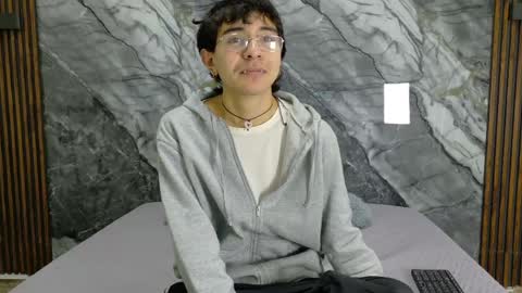    online show from 05/11/26, 11:05