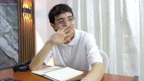 Snapshot of noahwalker__ chatting on 07/09/26, 11:25 online show from 07/09/26, 11:25
