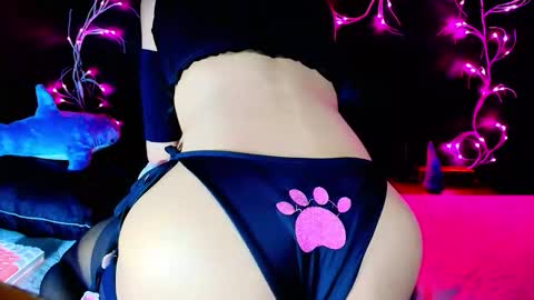 Noah Xtar online show from 11/09/25, 02:54