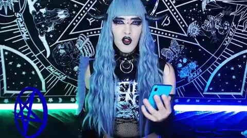 caroline online show from 12/04/24, 08:34