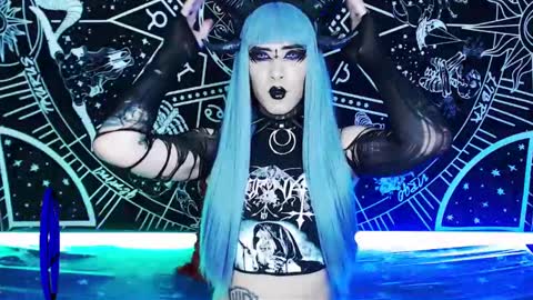 caroline online show from 01/17/25, 02:29