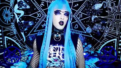 caroline online show from 03/06/25, 06:52