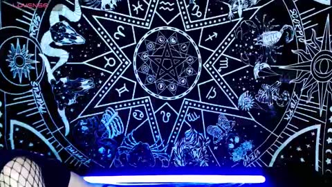 caroline online show from 10/13/25, 12:21