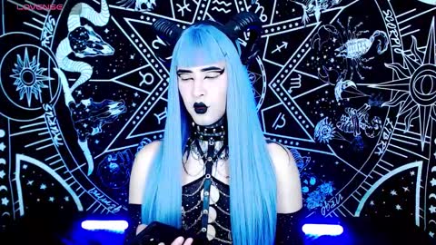 caroline online show from 10/21/25, 01:28