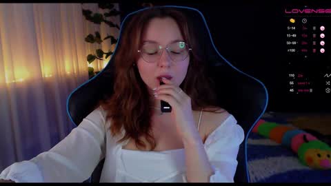 Sun or Luna online show from 12/17/24, 08:32