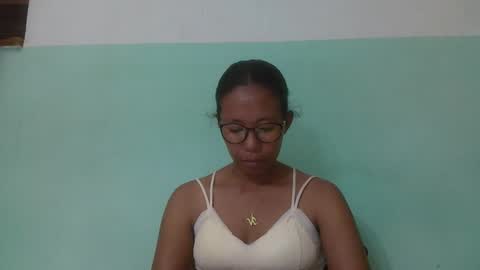 noellah online show from 03/02/25, 10:45