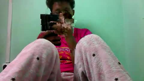 noellah online show from 09/10/25, 07:03