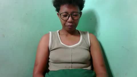 noellah online show from 10/13/25, 06:24