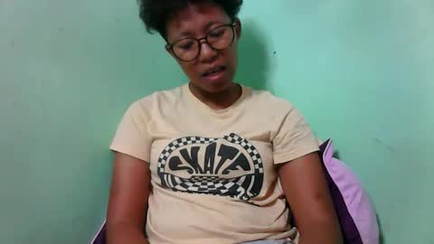 noellah online show from 10/15/25, 08:03