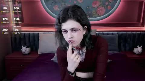 Snapshot of noellegothicshadow chatting on 07/17/26, 12:39 Elly online show from 07/17/26, 12:39
