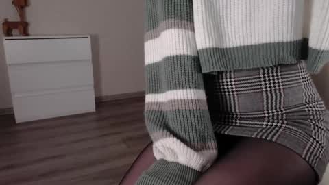 noelleneptune online show from 02/07/25, 01:43