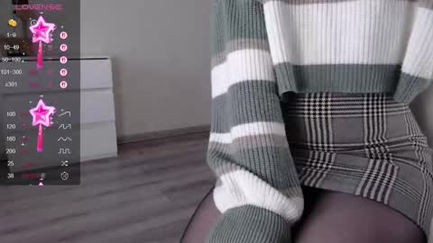 noelleneptune online show from 09/20/25, 10:38