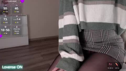 noelleneptune online show from 04/17/26, 10:29