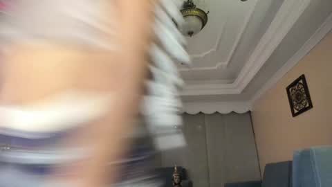  In instagram dayhannanoemi online show from 01/18/26, 12:58