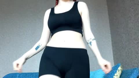 Lisa online show from 04/13/26, 08:09