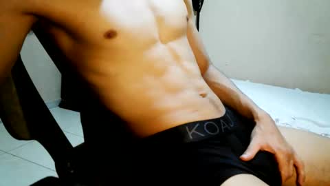 Snapshot of nofacebaby_ chatting on 05/15/26, 10:06 nofacebaby_ online show from 05/15/26, 10:06