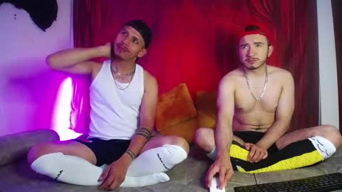 Snapshot of noha_and_iam1 chatting on 01/11/26, 11:59 noha_and_iam1 online show from 01/11/26, 11:59