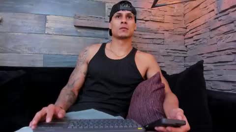 nohanhunter online show from 12/18/25, 11:38