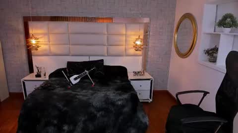  Nohemi   online show from 02/05/26, 08:02