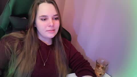 noir_ember_ online show from 11/09/25, 12:36