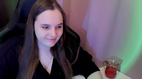 Snapshot of noir_ember_ chatting on 02/07/26, 08:29 noir_ember_ online show from 02/07/26, 08:29