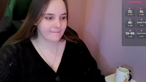 noir_ember_ online show from 04/15/26, 07:58