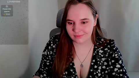 Snapshot of noir_ember_ chatting on 07/26/26, 10:00 noir_ember_ online show from 07/26/26, 10:00