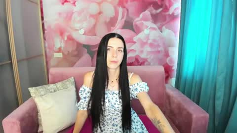Snapshot of noirdiva chatting on 07/07/26, 07:34 NoirDiva online show from 07/07/26, 07:34